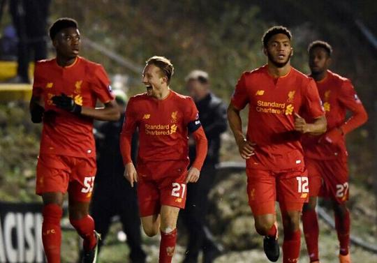 勇士外线三分连续暴走