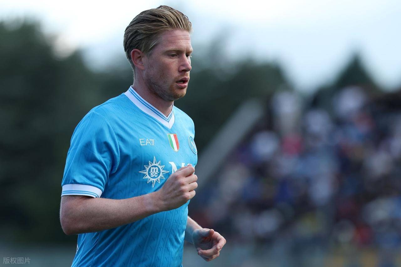 2026年世界杯抽签出炉：姆巴佩小组赛遇哈兰德，梅西与C罗或对决八强赛