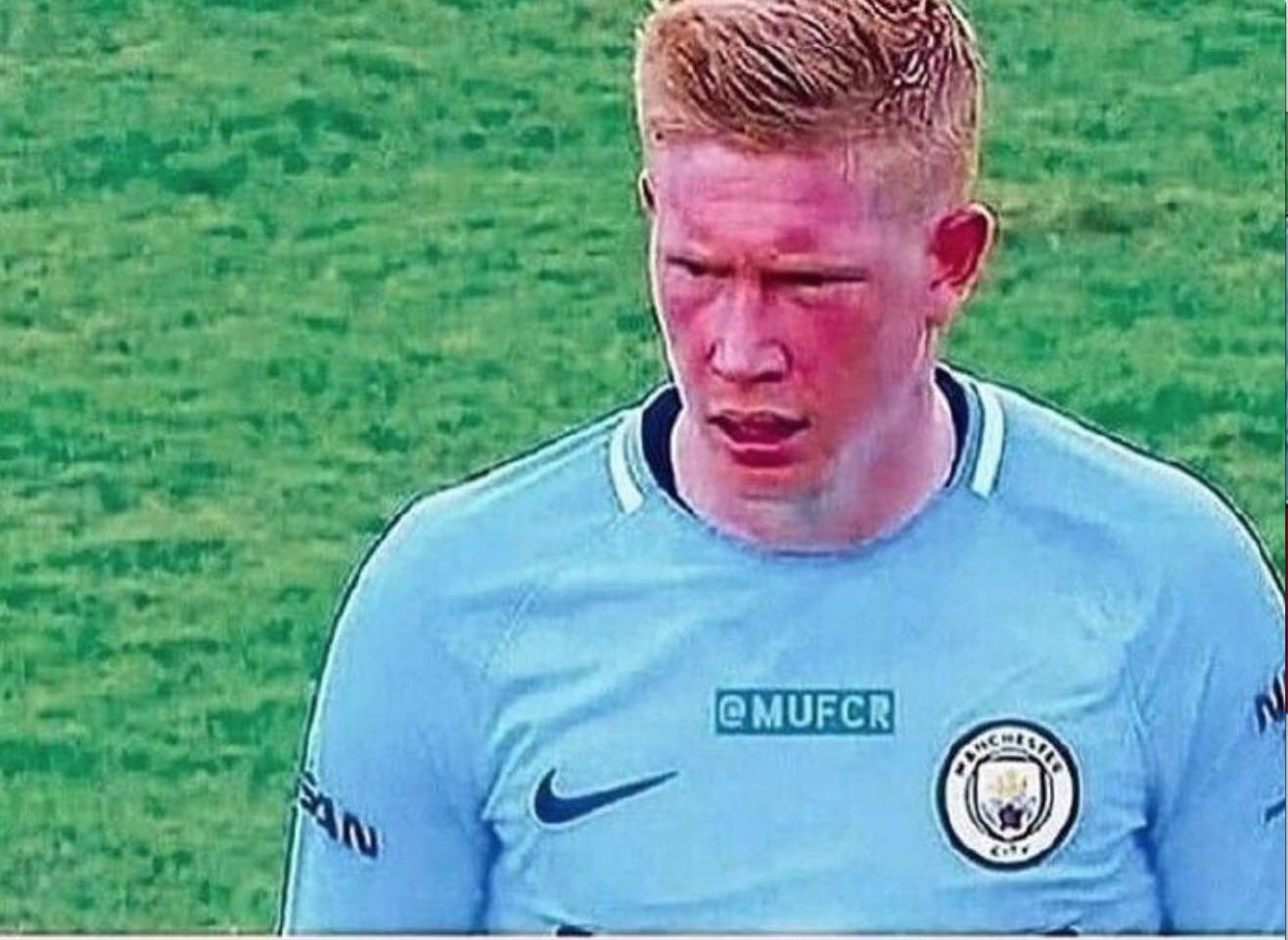 亚精英赛半场：路易斯失单刀+补射中柱，申花暂0-0广岛