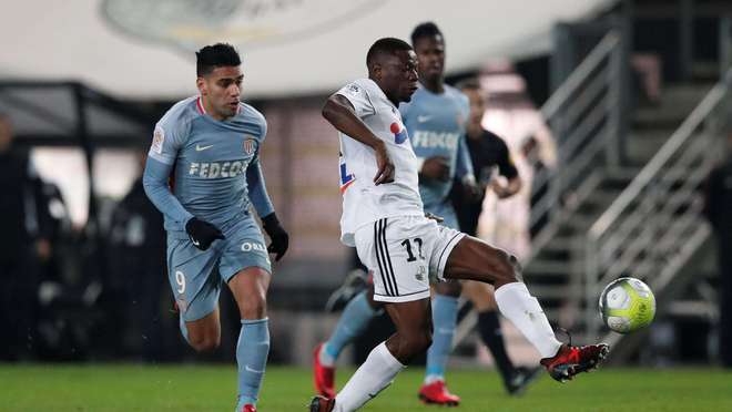 韩K联半场：朴相赫破门+抽射造险，江原FC1-0金泉尚武